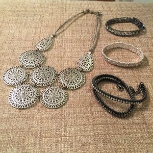 Stella & Dot necklace and earrings lot.