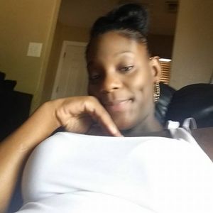 Meet your Posher, Kinasha