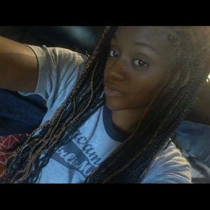 Meet your Posher, Sabriya