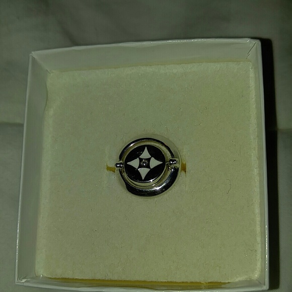 Premier jewelry ring