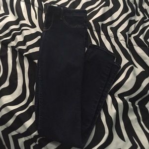 Dark hollister skinny jeans
