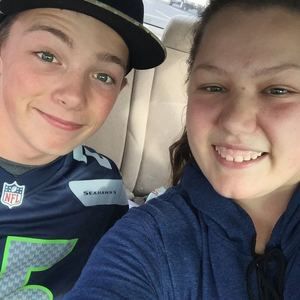 Meet your Posher, Alyson