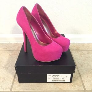 JustFab Laurence platform pumps in fuchsia JustFab Laurence platform pumps in fuchsia
