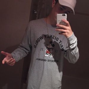 Meet your Posher, Christian