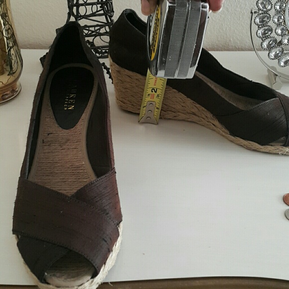 Brown Ralph Lauren 2.5 in wedges