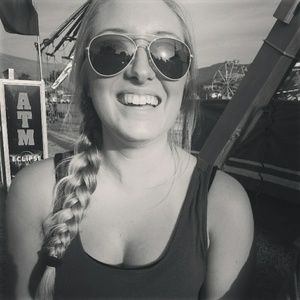 Meet your Posher, Meagan