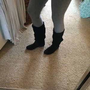 Slouchy suede-like black boots