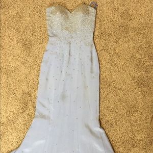Periwinkle Claire's Collection Size 4 Gown