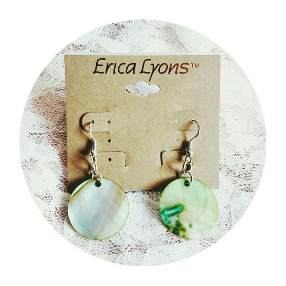 💛Shell Pearlesque Earrings
