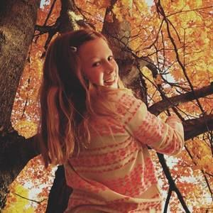 Meet your Posher, Courtney