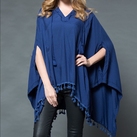 Endless Poncho NWT