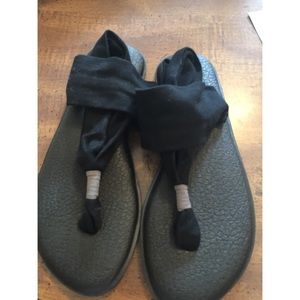Black Sanuk Sandals