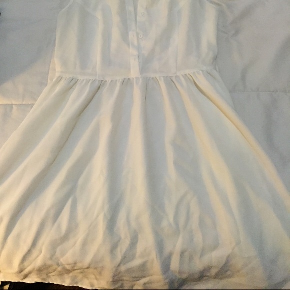 Cream Summer Dress - Picture 2 of 2