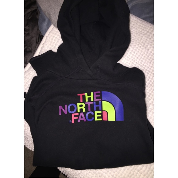 The North Face Tops - 🌬Northface hoodie