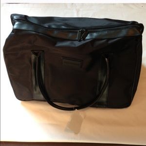 Black weekender