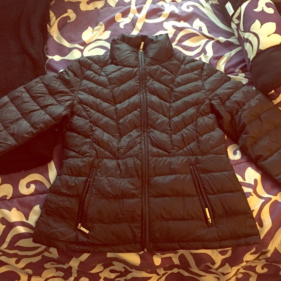 Light weight Micheal Kors puffer jacket