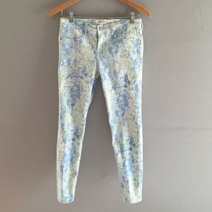 Closing V-Day! A&F Floral Ankle Skinny Jeans
