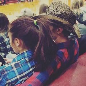 Meet your Posher, Cory