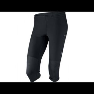 PRICE CUT! 🆕(w/out tags) Nike Tech Running Capri