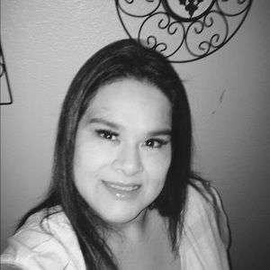 Meet your Posher, Marisol