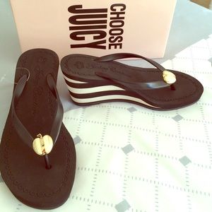 Juicy Couture Laney Sandals size 8M - NEW with box