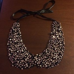 Fancy collar necklace