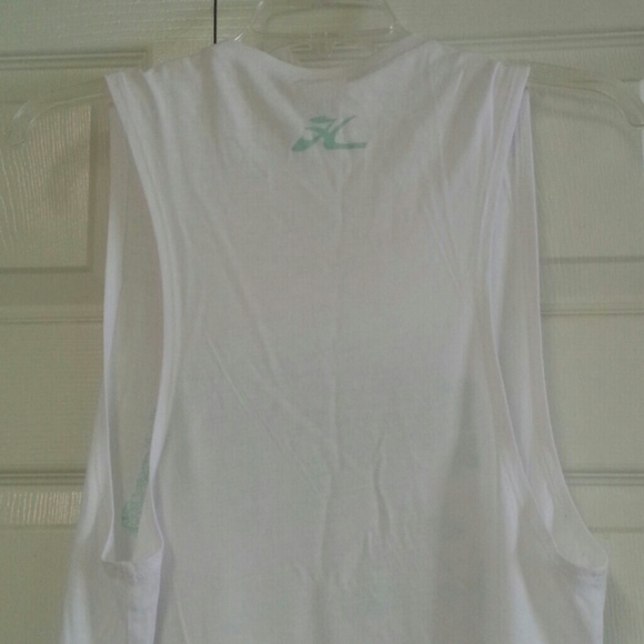 HOBIE Cali Bear Tank Top - Picture 3 of 4