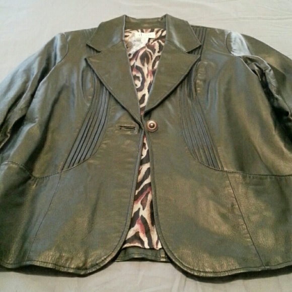 Authentic Medium Size Leather Jacket
