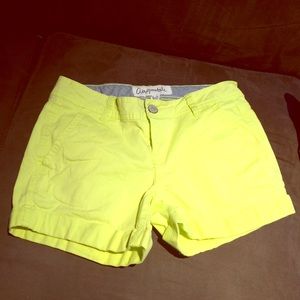 Yellow/green midi shorts