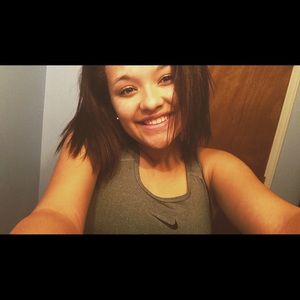 Meet your Posher, Jade