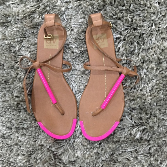 Dolce vita brown and pink sandal