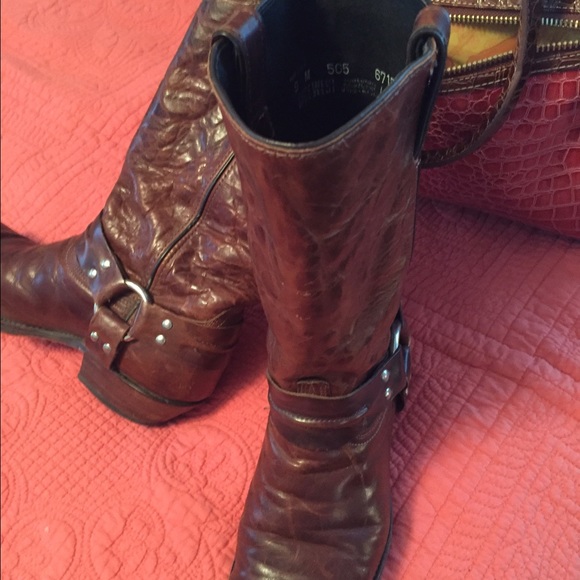 Code West Boots - not for sale. @villalafoon