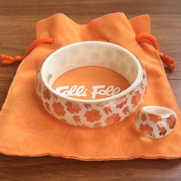 **SOLD** NWT Folli Follie Bangle & Ring Set