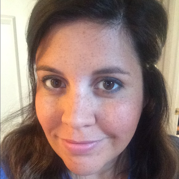 Meet your Posher, Bailey