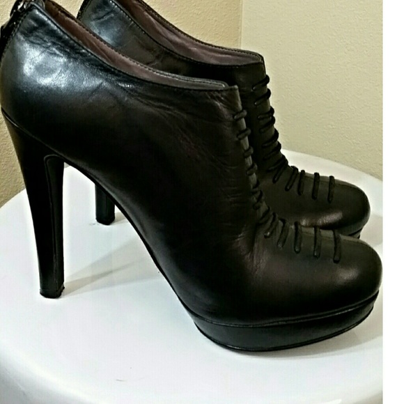 MRKT Shoes - MRKT LEATHER STITCHED LACE UP FRONT. SIZE 7.5