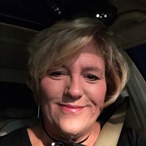 Meet your Posher, Regina