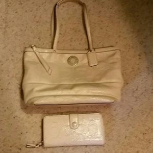 Coach purse with matching wallet!