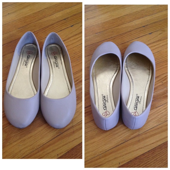 Nude Flats