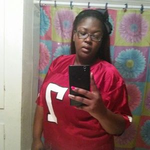 Meet your Posher, Nesha