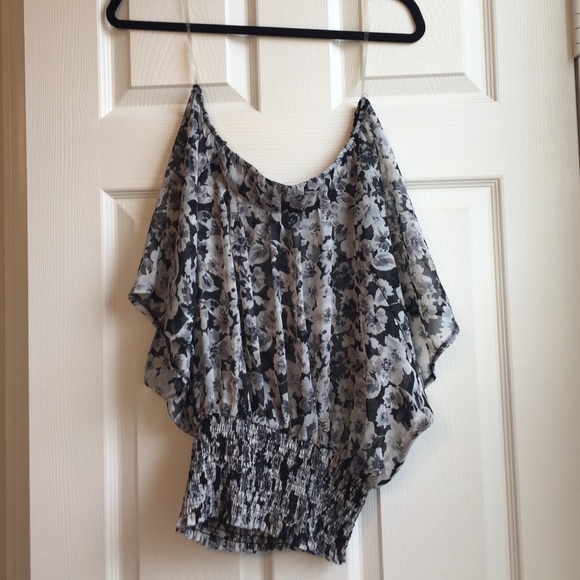 Floral Off the shoulder top