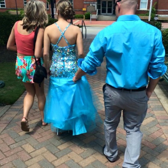 Prom dress for sale!! - Picture 4 of 4