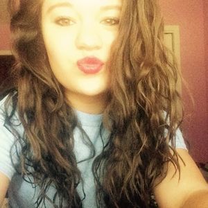 Meet your Posher, Kailey