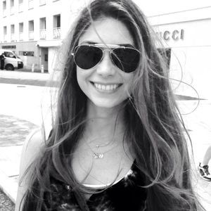 Meet your Posher, Leticia
