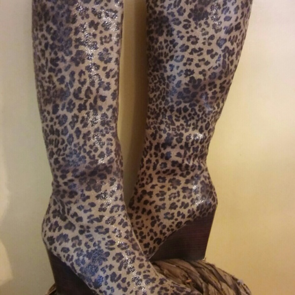 Boots - Picture 2 of 2