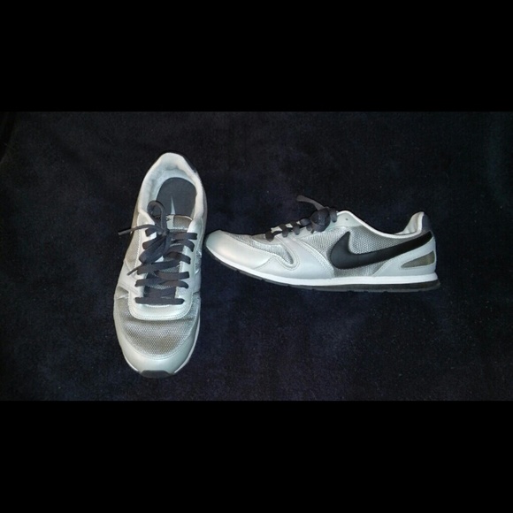Nike eclipse II
