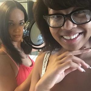 Meet your Posher, Raynee