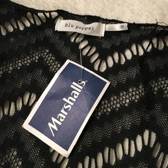 Tribal design dress and black lacy cardigan - Picture 4 of 4