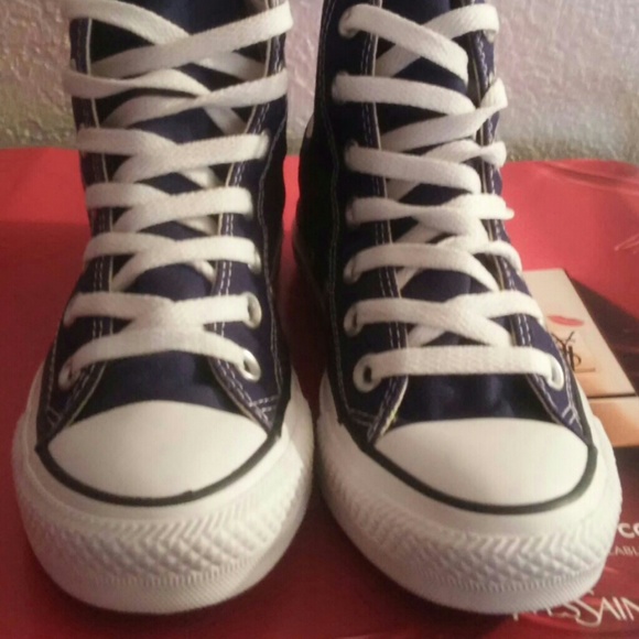 💥SOLD💥🆕Converse - Picture 2 of 4