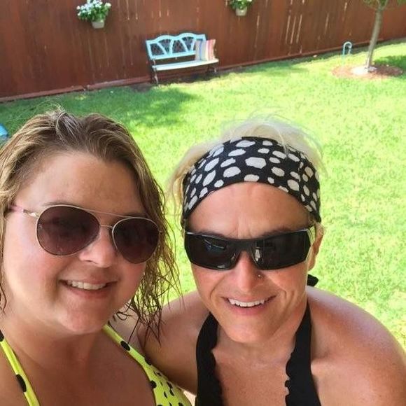 Meet your Posher, Amber - Picture 1 of 1