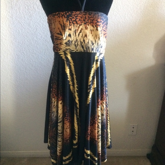 Strapless Flowing Dress (NWOT)🗣SALE